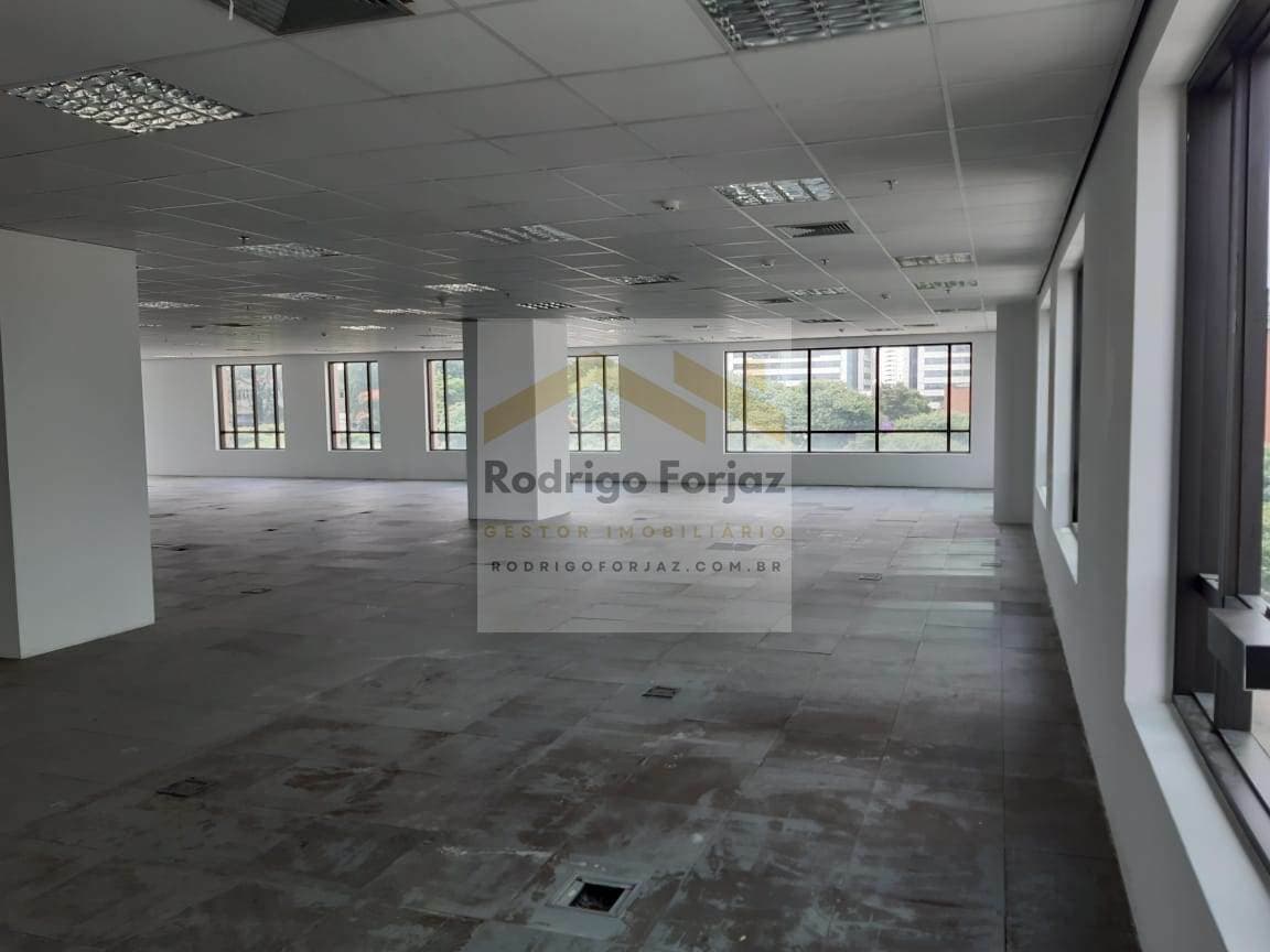 1/2 Laje À VENDA Ed. West Side - A/C: 285,12m², OPEN SPACE, Luminárias, Ar Condicionado, 02 Banheiros, 01 Copa,07 Vagas