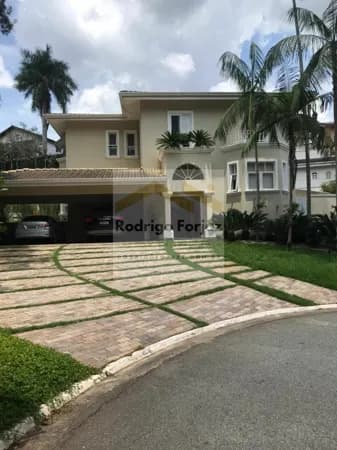 EXCELENTE CASA À VENDA NO ALPHAVILLE RESIDENCIAL 10, A/C:597m², A/T:1,143m², 05 Dorms (05 Suites), Piscina, 09 Vagas