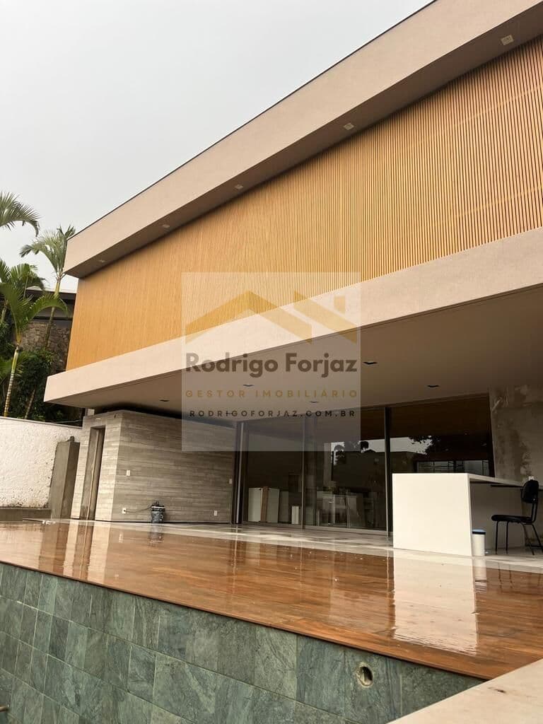 EXCELENTE CASA À VENDA NUNCA HABITADA ALPHAVILLE RESIDENCIAL 1 - A/C:622,00m², A/T:560,00m², 04 Dorms (04 Suites), Piscina, 04 Vagas Cobertas