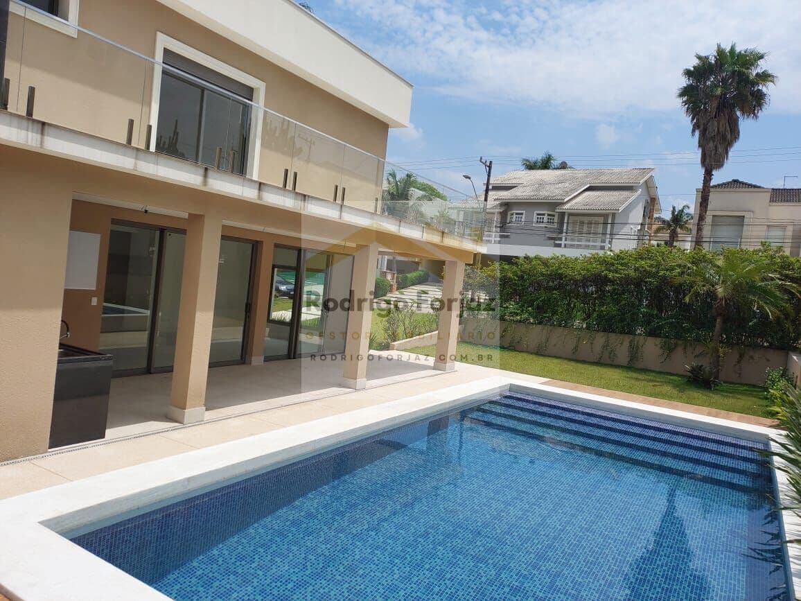 Casa Alto Padrão de Esquina à Venda Alphaville 02 - 430m² Área construída - 4 Suítes, piscina, 04 vagas