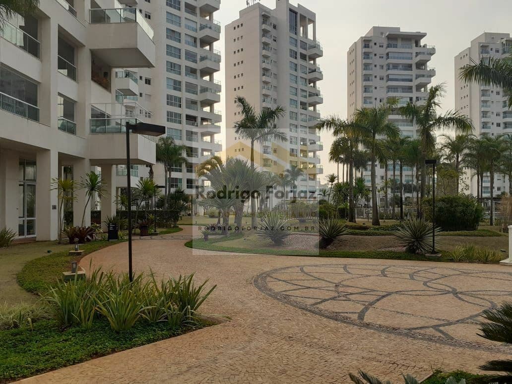Apartamento em Santana de Parnaíba - Centro