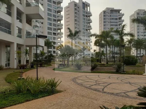 Apartamento em Santana de Parnaíba - Centro