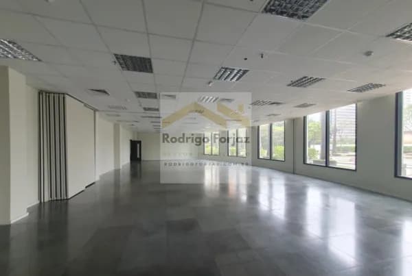 EXCELENTE PRÉDIO APARTADO LOCAÇÃO EDIF. WEST SIDE/ALPHAVILLE-A/C: 1.052m², 600m² TÉRREO, 452 m² SUPERIOR, 44 VAGAS