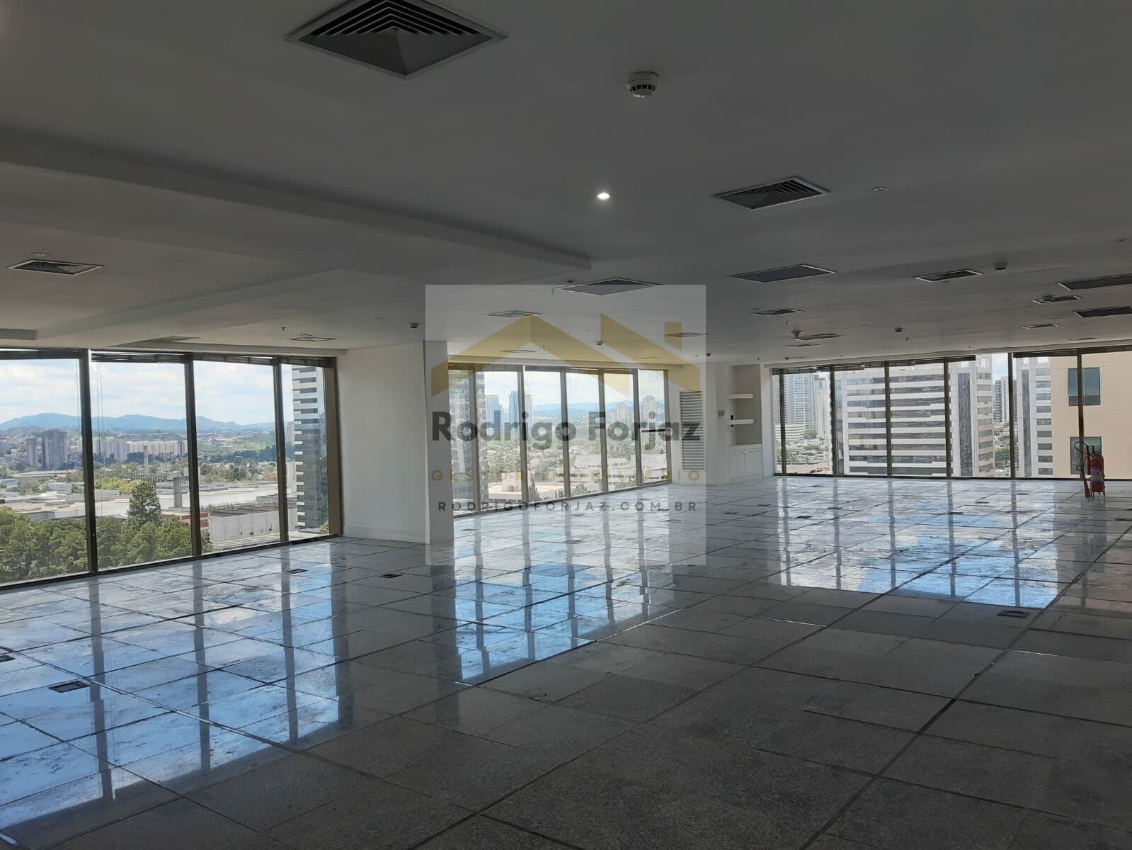 SALA NO ED. WEST POINT-AO LADO DO SHOPPING IGUATEMI-VENDA--328,28m2-02 BANHEIROS-01 COPA-10 VAGAS