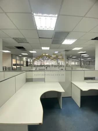 EXCELENTE PRÉDIO COMERCIAL MONOUSUÁRIO REFORMADO LOCAÇÃO C/ TÉRREO + 01 ANDAR, A/C: 3.000M2, A/T: 5400M2, 80 VAGAS