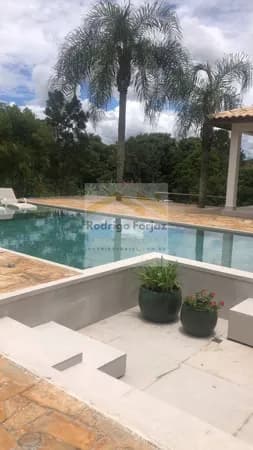 Casa à Venda Condomínio Vila Velha Alphaville - 6 Suítes