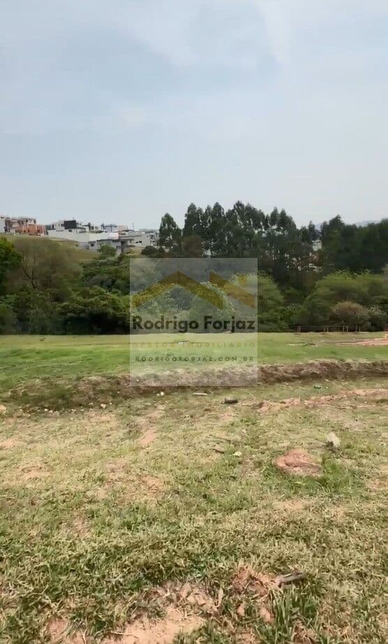 EXCELENTE TERRENO À VENDA CONDOMÍNIO ITAHYÊ ALPHAVILLE/SP - LEVE DECLIVE FUNDOS P/ MATA - A/T: 420M²
