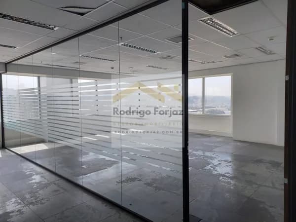 1/2 Laje corporativa para LOCAÇÃO com 476m² COM DIVISÓRIAS - Ed. West Towers Alphaville, 16 Vagas