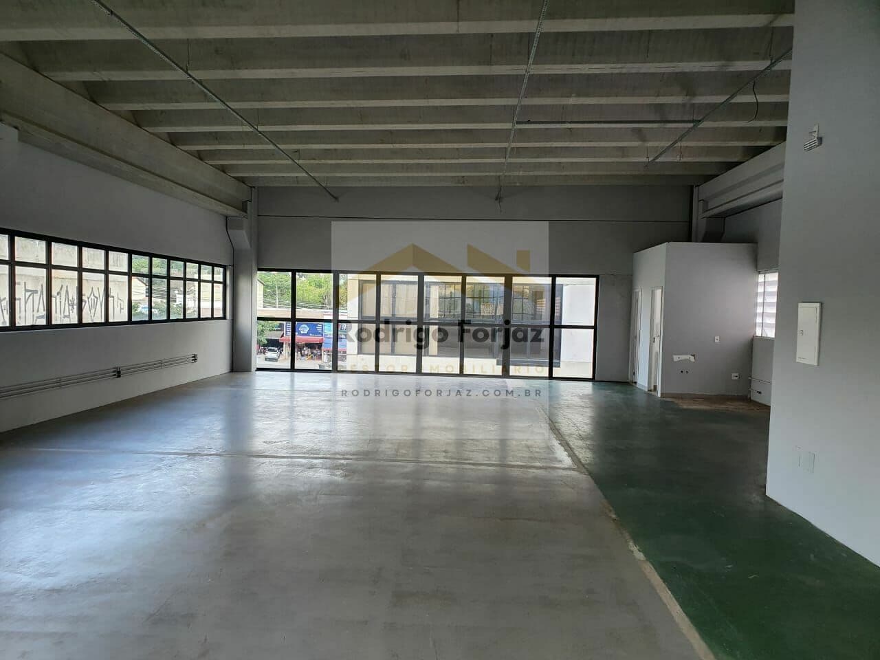 Pavilhão/Galpão Salão Comercial