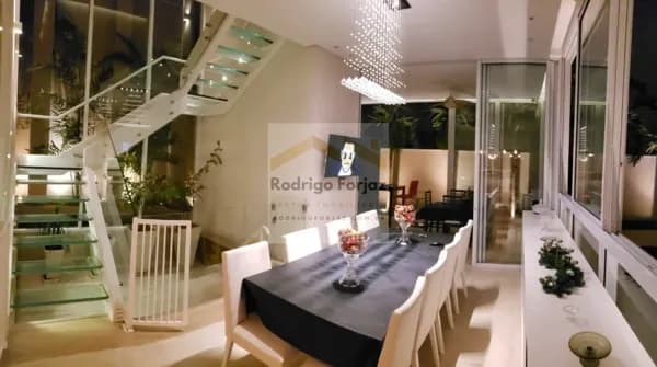 EXUBERANTE CASA MODERNA À VENDA COM PAISAGISMO E 100% MOBILIADA - VILA SOLAIA ALPHAVILLE- A/C: 471,84m², A/T: 500,46m², 04 Dorms (04 Suites), 06 Vagas