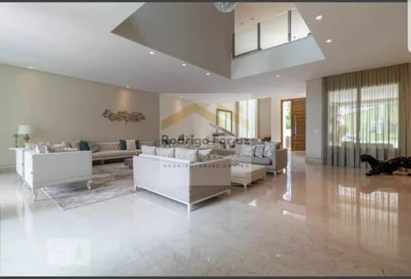 MANSÃO 100% MOBILIADA - Residencial 10, 740m2 de área construída, 835m2 de área de terreno, com 05 dormitórios sendo 05 Suítes.
