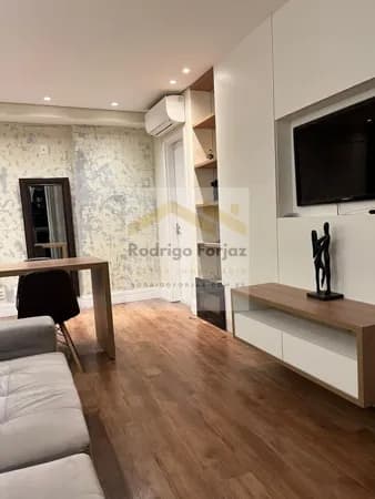 APARTAMENTO À VENDA NO EDIFÍCIO NOVARE - Possui 50m² de área construída, 01 Dormitório, 01 Banheiro, 01 Varanda, 01 Vaga.