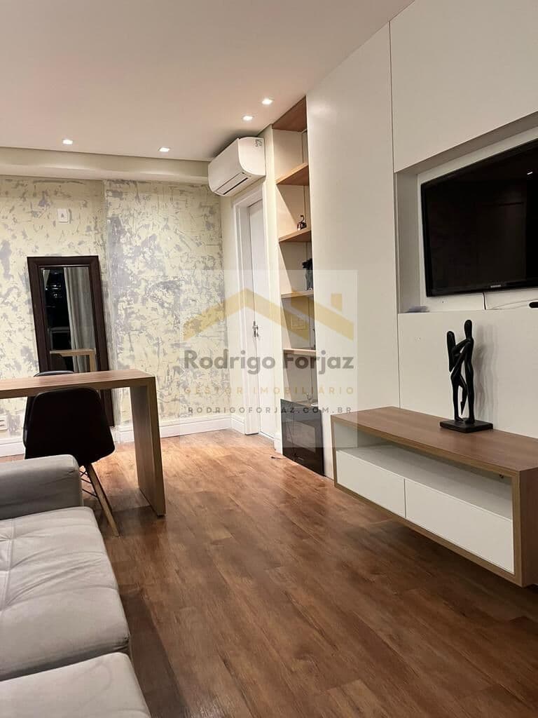 APARTAMENTO À VENDA NO EDIFÍCIO NOVARE - Possui 50m² de área construída, 01 Dormitório, 01 Banheiro, 01 Varanda, 01 Vaga.