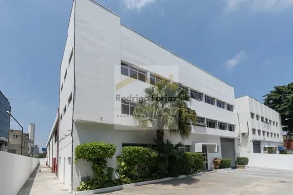 EXCELENTE GALPÃO À VENDA COM RENDA ALPHAVILLE/BARUERI - A/T: 2.517m², A/C: 2.029m², A/Fabril: 1.635m², PD:8m, 13 Vagas