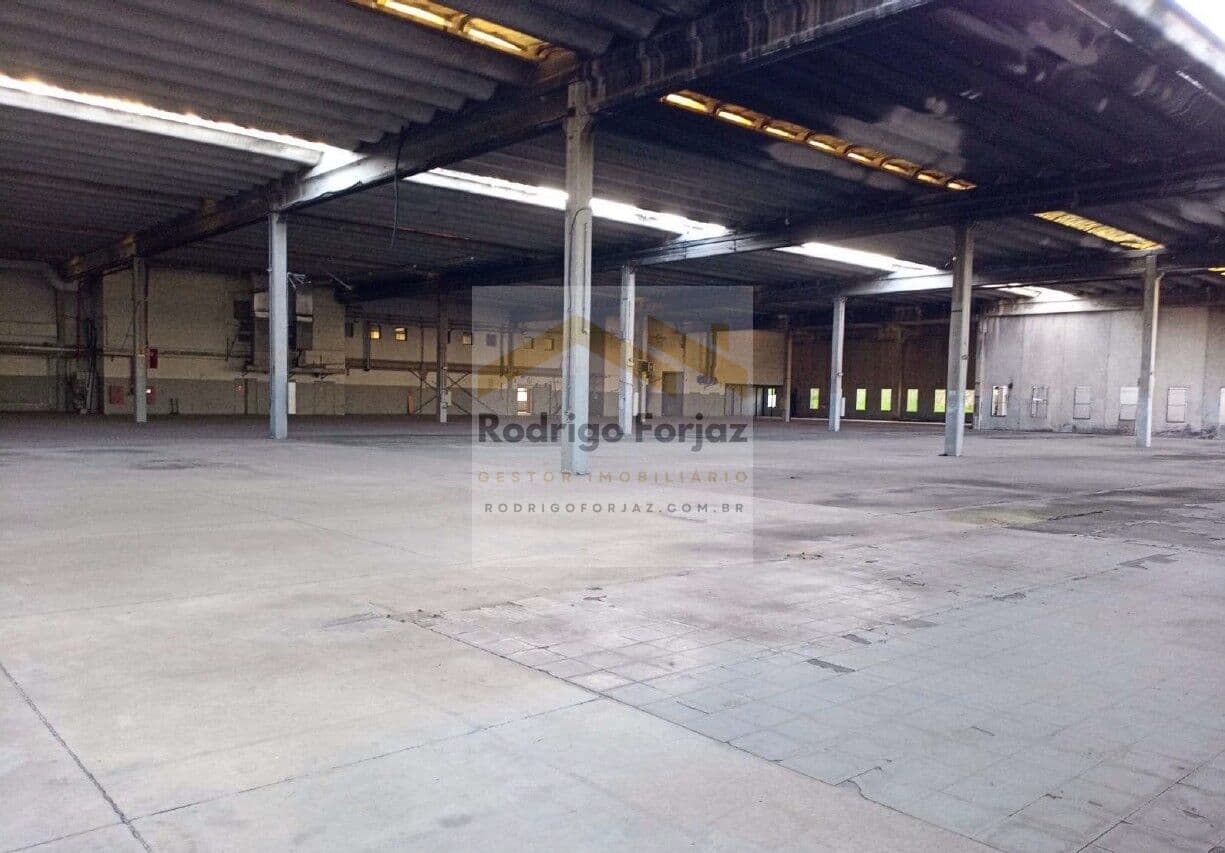 Galpão de grande porte PARA LOCAÇÃO em ALPHAVILLE, A/T: 33. 337,10m², A/C: 10.464,99m², AFabril: 5.587,50m²