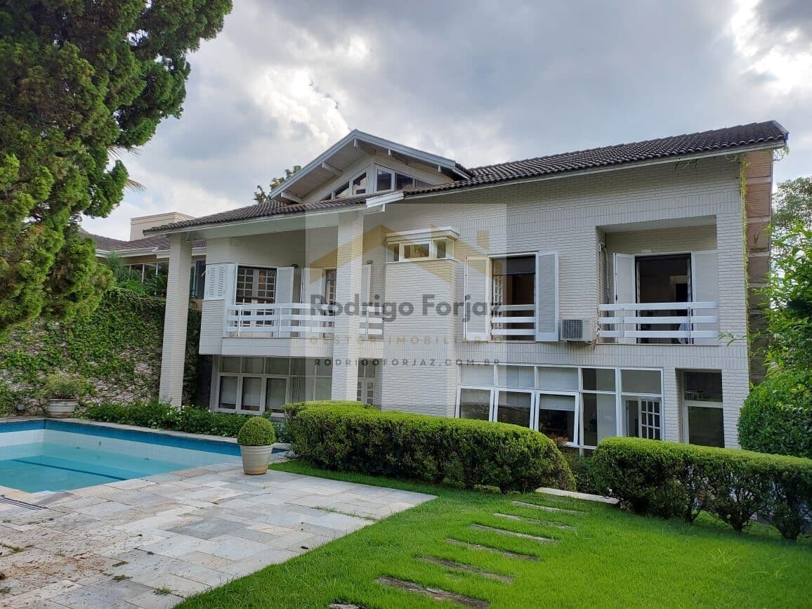 EXCELENTE CASA À VENDA RESIDENCIAL 10, A/C: 485M2, A/T: 730M2, 04 DORMS (03 SUITES), PISCINA AQUECIDA, 04 VAGAS