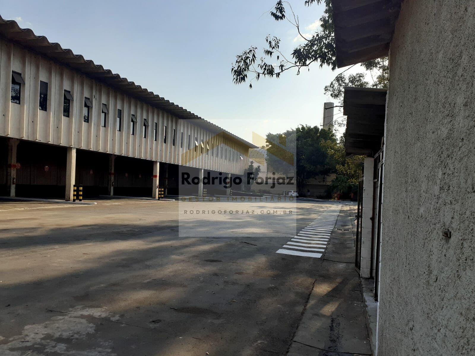 Galpão/Depósito/Armazém em Barueri - Tamboré