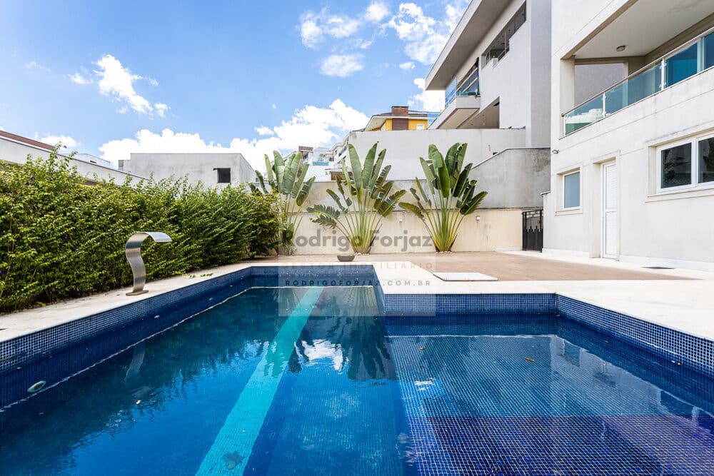 CASA CONDOMÍNIO GÊNESIS 2 - VENDA -A/C:553,98m², A/T: 535,98m², 04 Dorms(04 suítes, máster c/ hidro),08 vagas