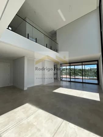 CASA À VENDA GÊNESIS 2-A/C:625m², A/T:490m²,04 dorms (04 suítes),Piscina suspensa,06 Vagas Cobertas
