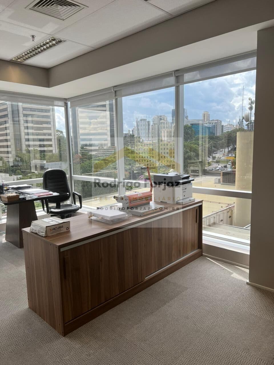 OPORTUNIDADE ÚNICA VENDA! - Conjunto comercial MOBILIADO no Cond. West Towers com 66,07 m², 02 Vagas