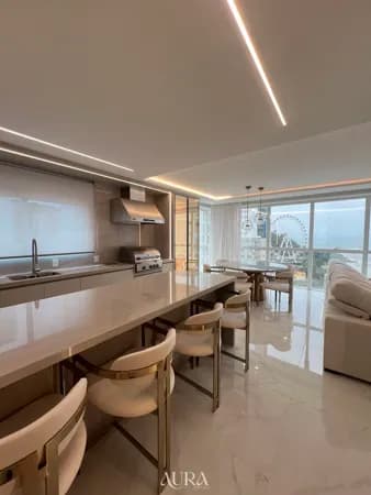 4 SUÍTES QUADRA MAR SKYLINE TOWER