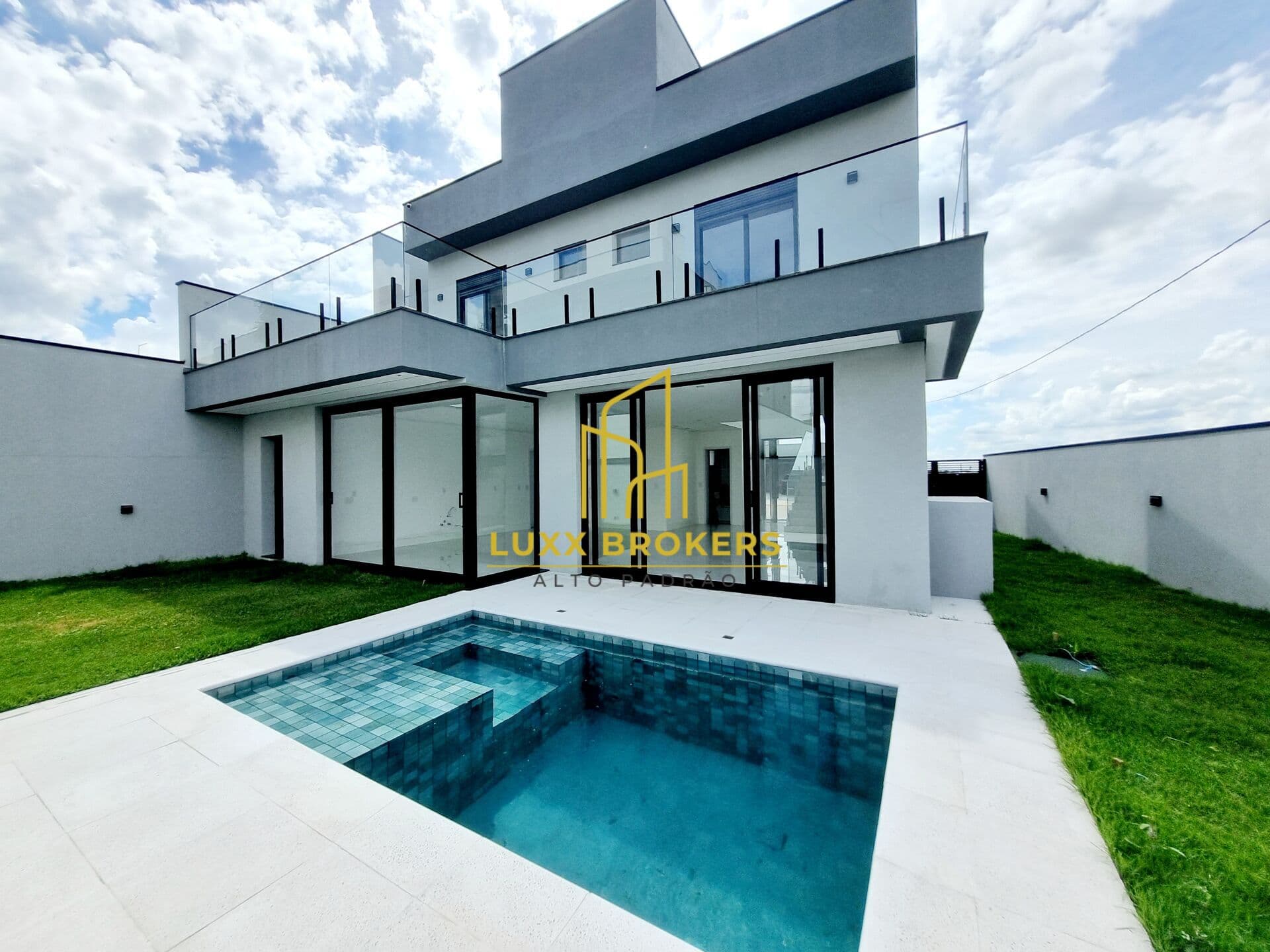 CASA À VENDA COM 3 SUÍTES CONDOMÍNIO RESERVA ERMIDA - JUNDIAÍ/SP