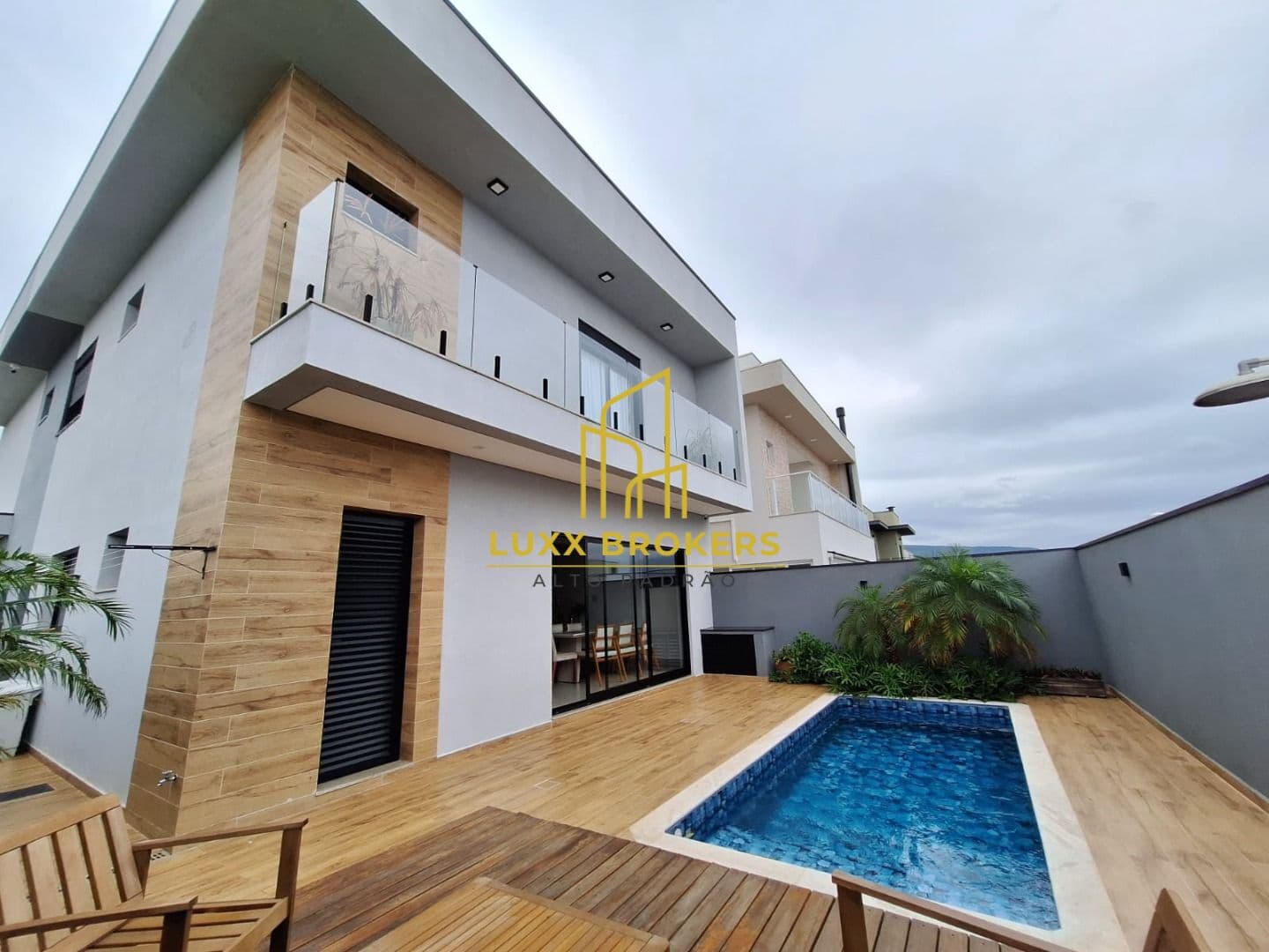 Casa à venda, 245 m² por R$ 2.430.000,00 - Loteamento Reserva Ermida - Jundiaí/SP