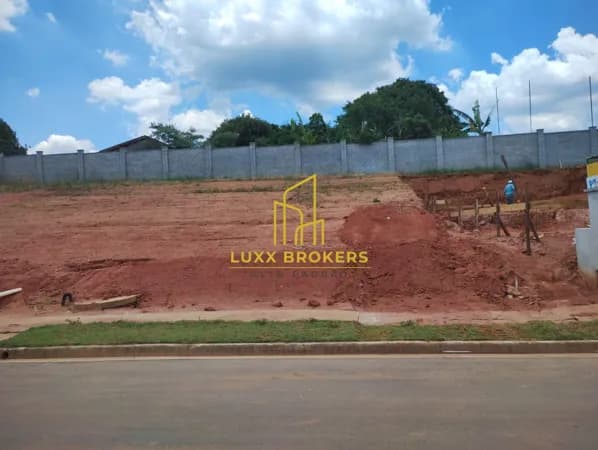 Terreno à venda no Condomínio Campos de Medeiros, 300 m² - Medeiros - Jundiaí/SP