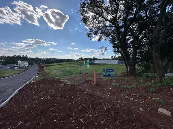 Terreno Comercial/Residencial