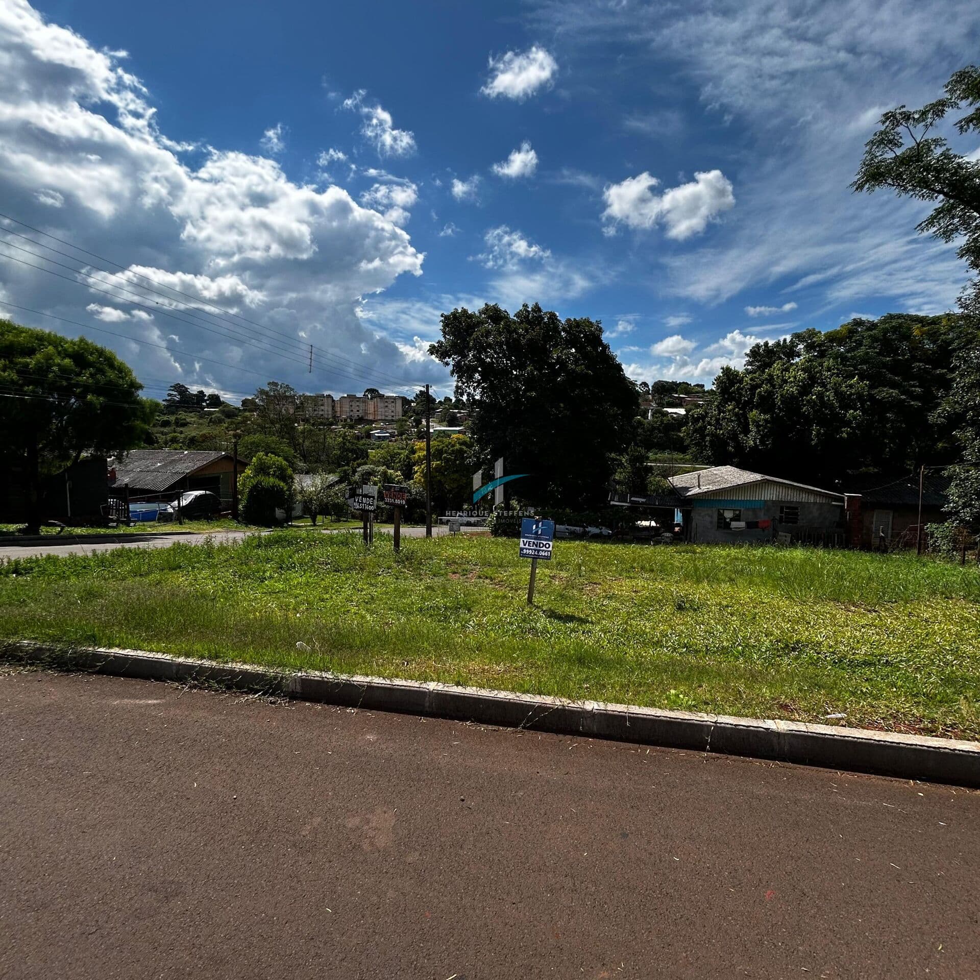 Terreno no Bairro Fey