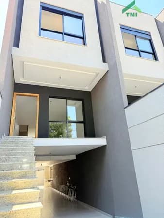 Sobrado Novo / Santa Isabel - Carrão / 3 dormitórios / 4 Vagas