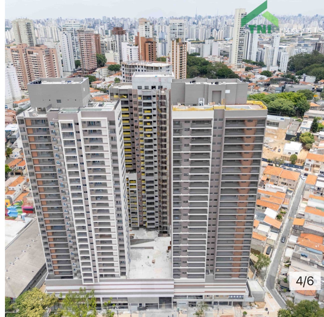 Apartamento / Novo / 2 Dormitorios / 1 Vaga