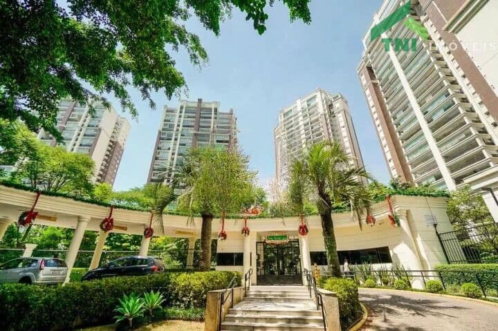 Apartamento Alto Padrão / Carrão / 4 Dormitórios / 4 Vagas