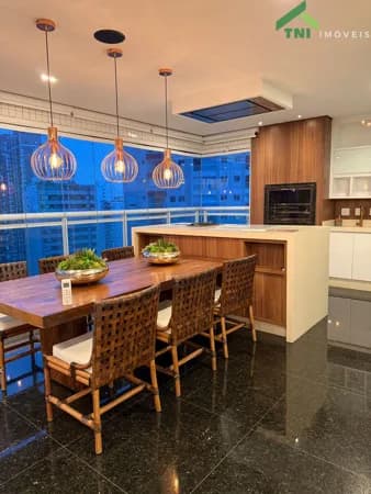 Apartamento Alto Padrão / 4 Dormit´rios / 2 Vagas