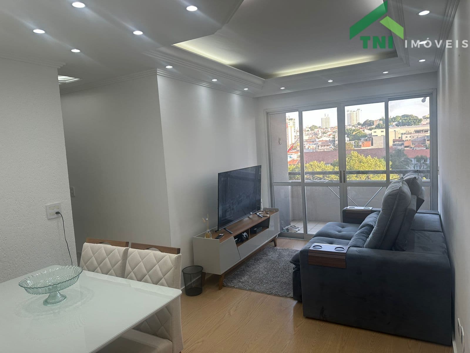 Apartamento / 58m² / 2 Dormitorios / 1 Vaga / Analia Franco