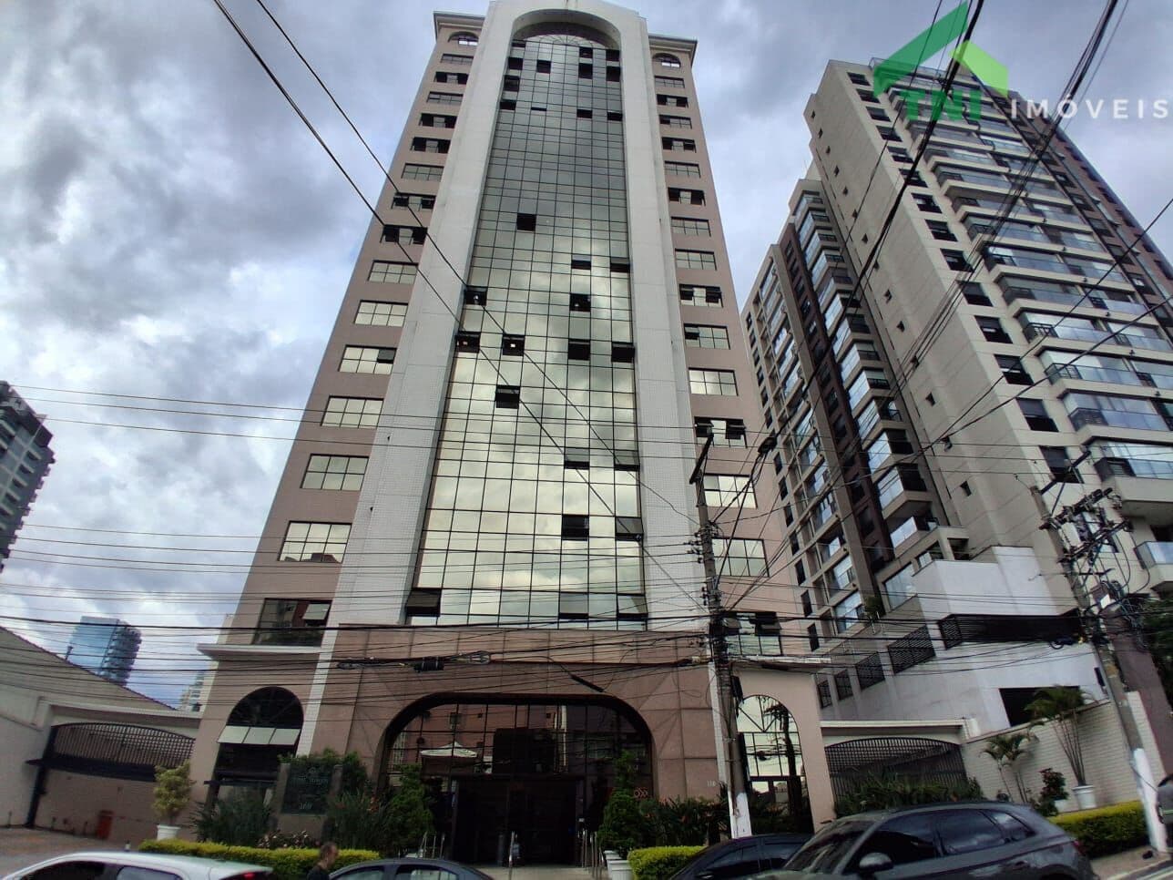 Sala comercial Em edifício / THE TIME TOWER / 30m²