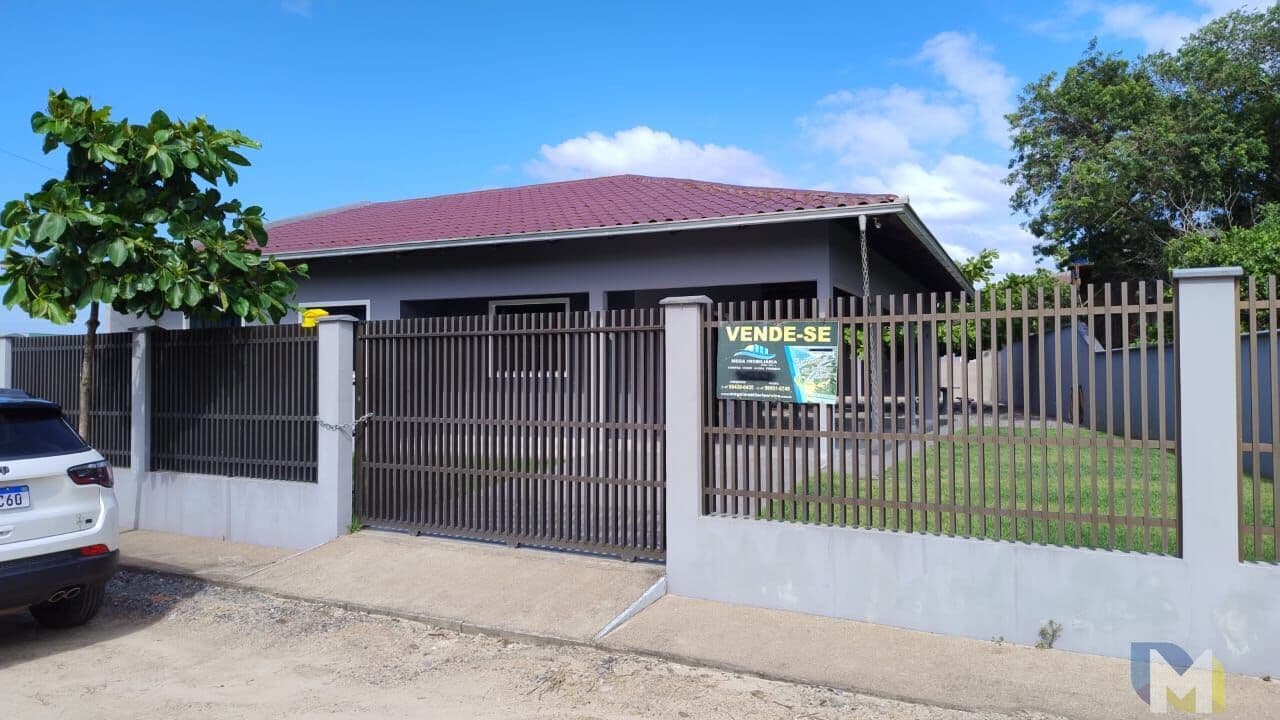 Casa Alto Padrão em Praia do Ervino, São Francisco do Sul/SC