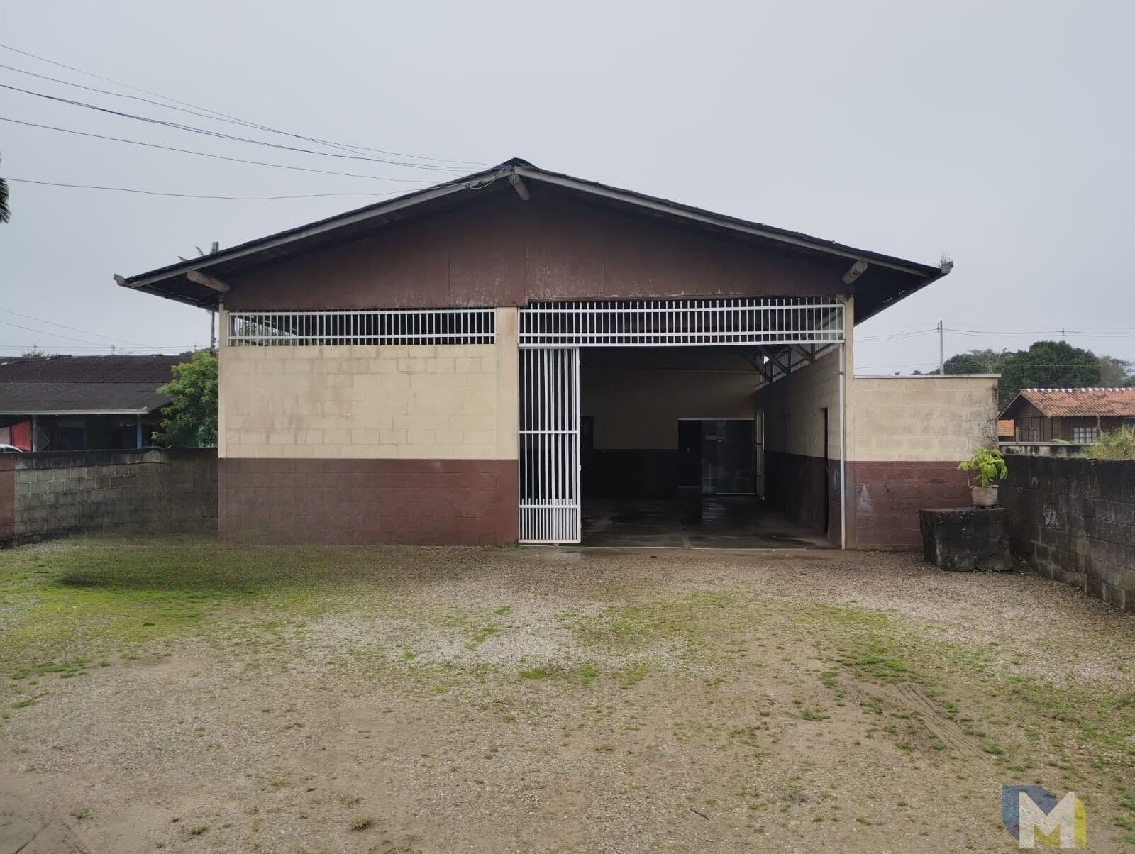 Pavilhão/Galpão Salão Comercial em Praia do Ervino, São Francisco do Sul/SC