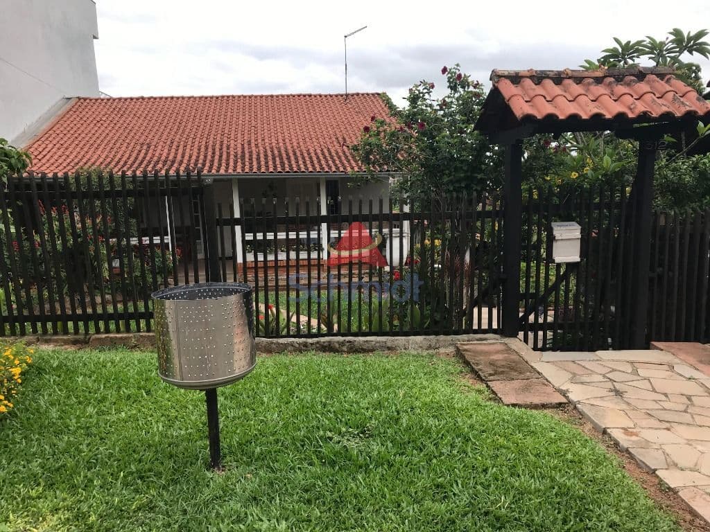 Casa com 4 dormitórios à venda, 271 m² por R$ 800.000,00 - Pinheiro - São Leopoldo/RS