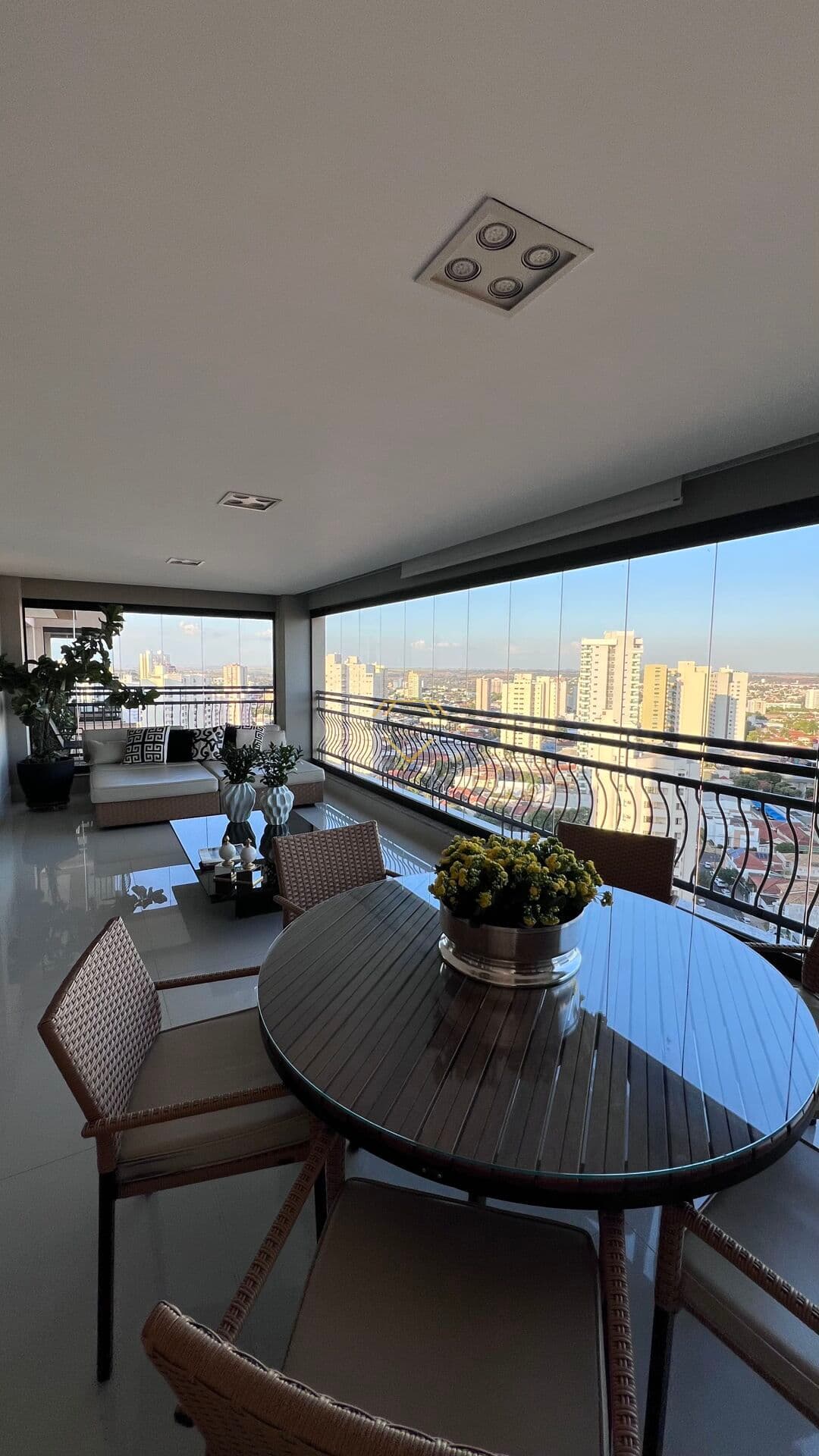 Apartamento de Alto Padrão no Edifício Golden