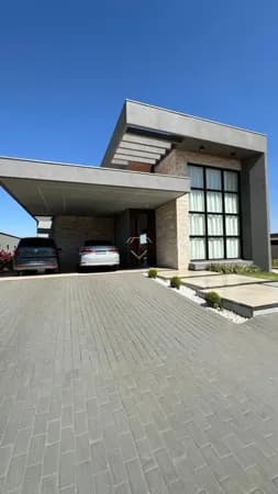 Seu novo lar no Condomínio Royal Boulevard está pronto para encantar você!