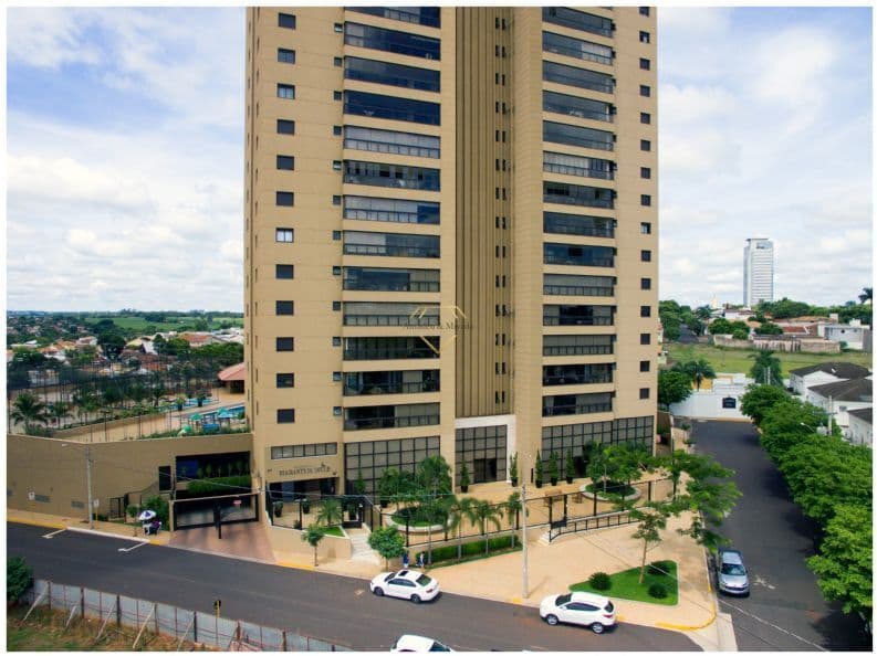Apartamento Alto Padrão no Edificio Diamante de Gold, Araçatuba/SP
