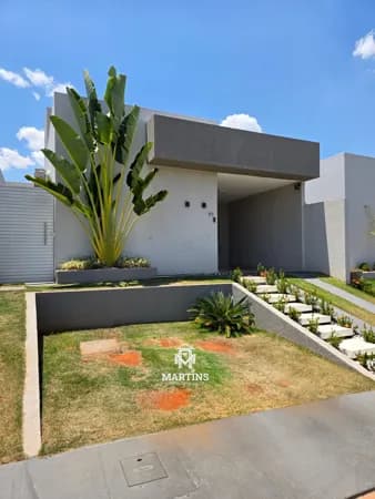 Casa em Senador Canedo - Sítios Vale das Brisas