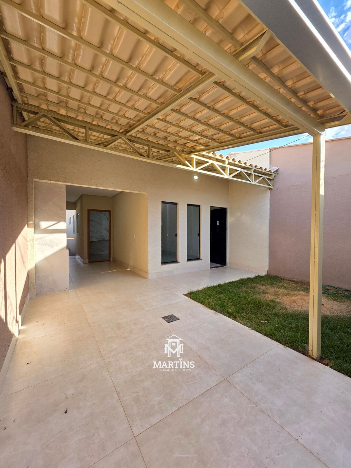 Casa em Senador Canedo - Residencial Ravena