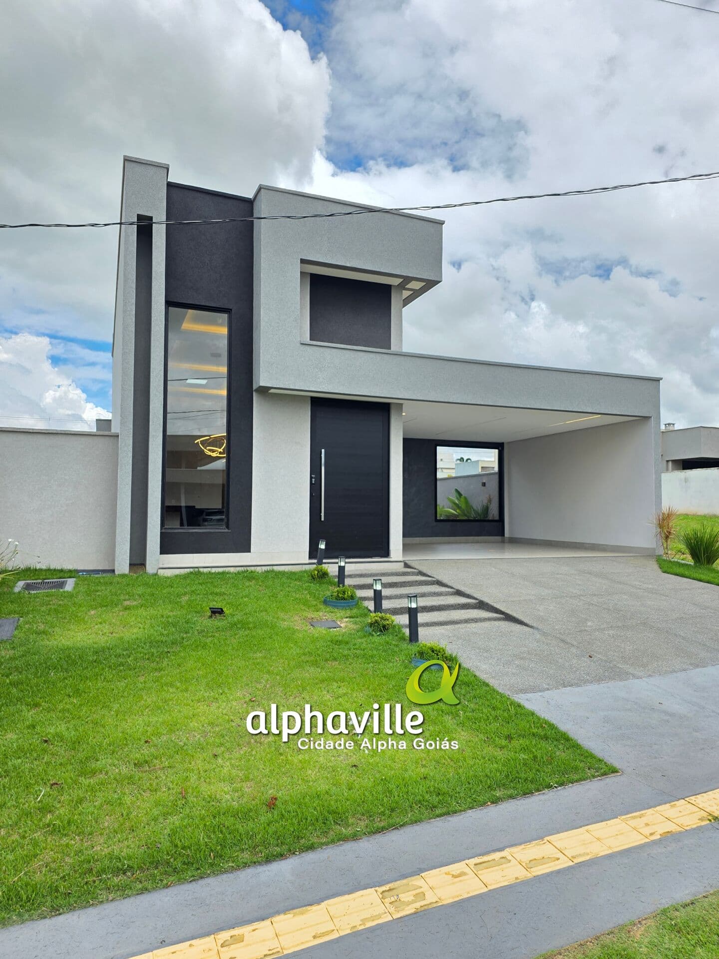Casa em Senador Canedo - Terras Alpha Residencial 1
