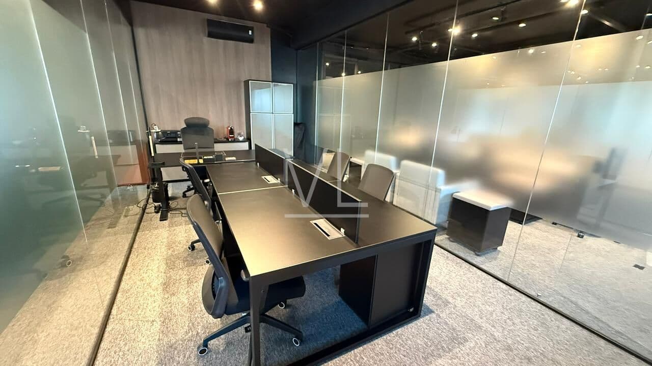 Escritório premium na Raja Gabaglia 100% mobiliado