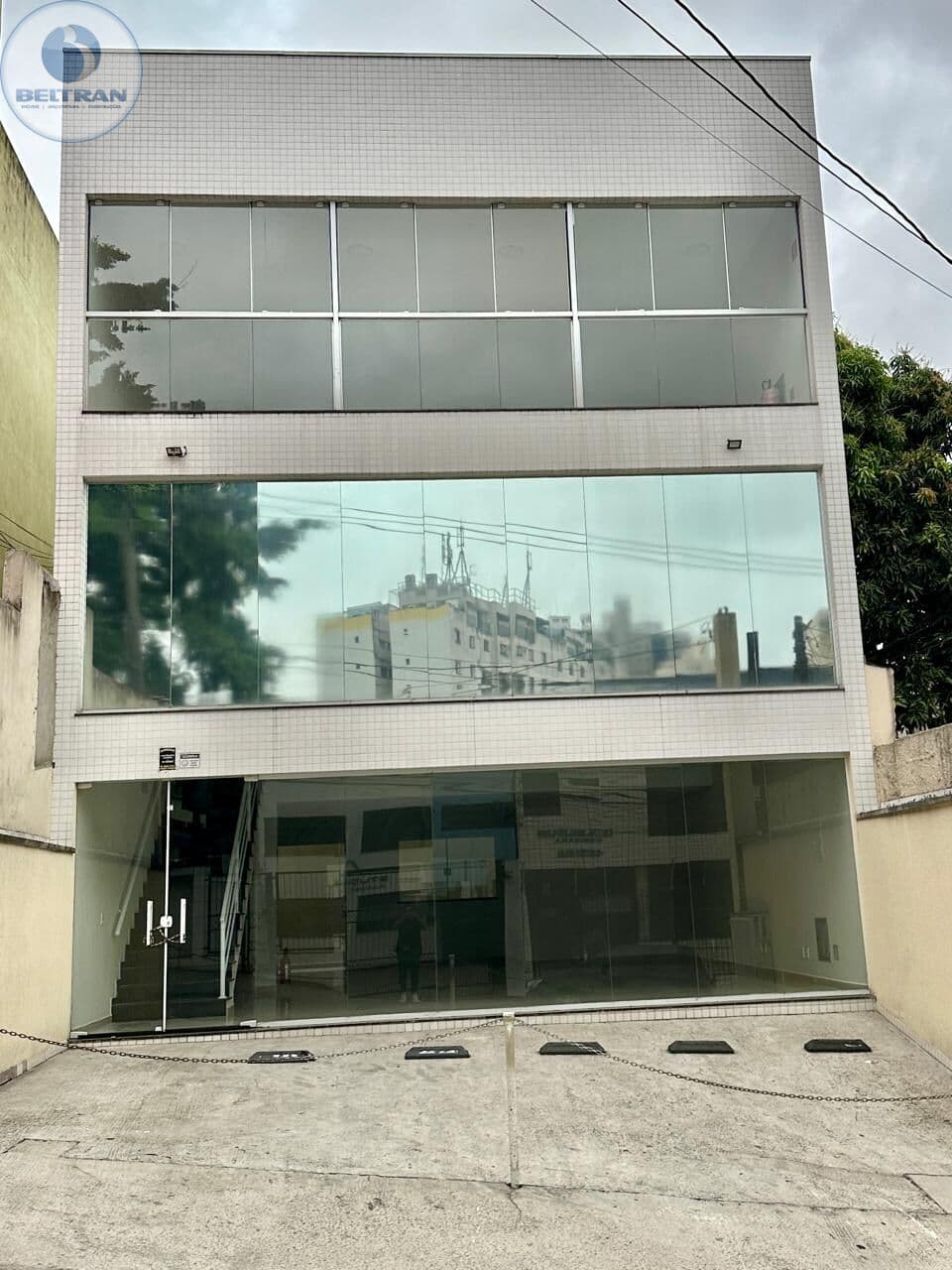Prédio/Edifício Inteiro em Guarulhos - Vila São Jorge