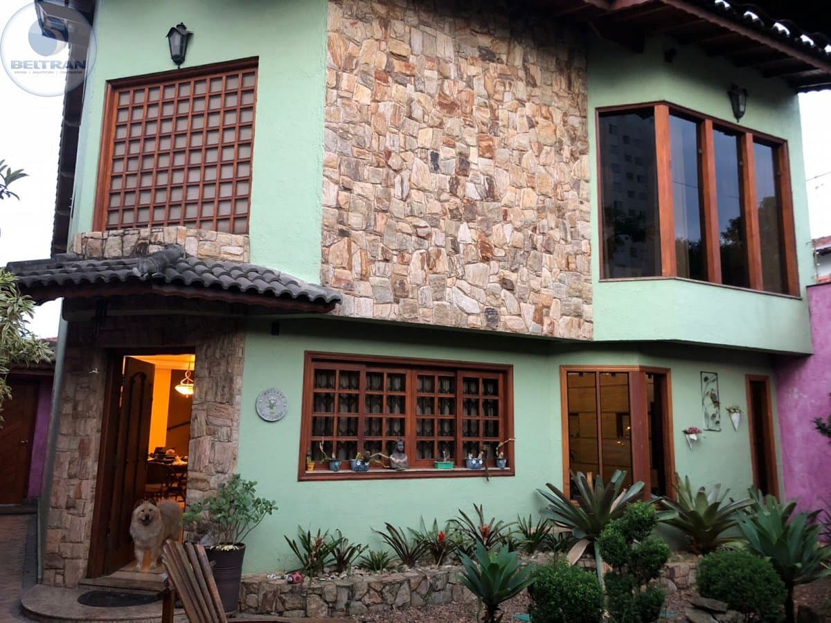 Casa Alto Padrão para Venda em Jardim São Judas Tadeu Guarulhos-SP