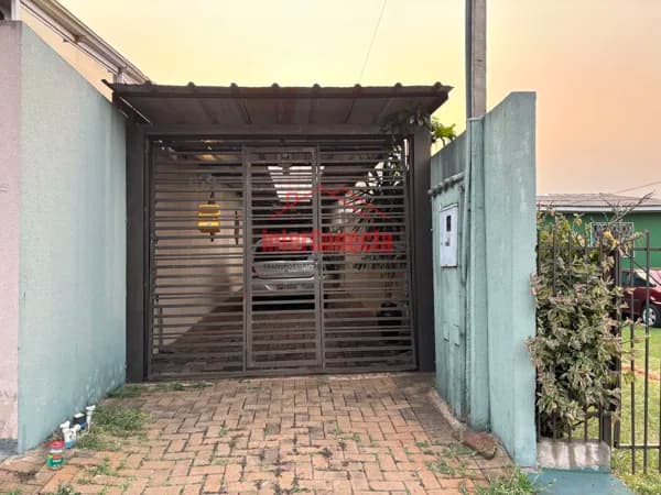 Casa a Venda Próximo a Univel
