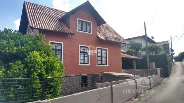 Casa Alvenaria para Venda em Centro São Bento do Sul-SC